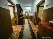 Casă 4 camere 90 mp mobilată + beci, anexe și 720 mp c...
