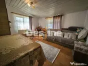 Casă 4 camere 90 mp mobilată + beci, anexe și 720 mp c...