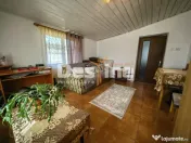 Casă 4 camere 90 mp mobilată + beci, anexe și 720 mp c...