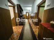 Casă 4 camere 90 mp mobilată + beci, anexe și 720 mp c...