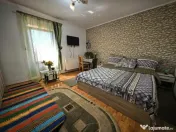 Casă 4 camere 90 mp mobilată + beci, anexe și 720 mp c...