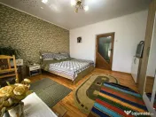 Casă 4 camere 90 mp mobilată + beci, anexe și 720 mp c...