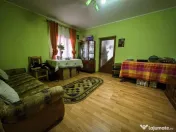 Casă 4 camere 90 mp mobilată + beci, anexe și 720 mp c...