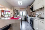 Apartament 2 camere – Zona Intim | Etaj 3 cu lift | 78.... 