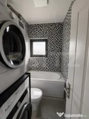Apartament cu 3 camere, 2 bai cu geam, 70mp, parcare, in Bor 