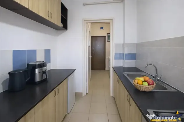 Panorama spectaculoasa:apartament 2 camere garaj,Aleea Carpa