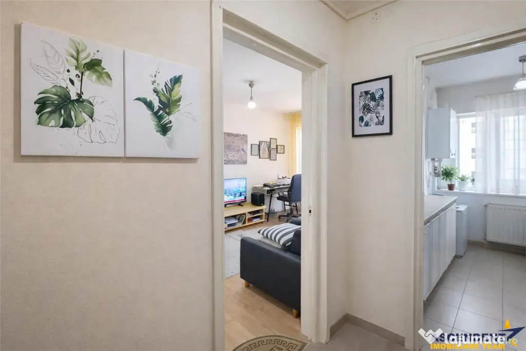 Panorama spectaculoasa:apartament 2 camere garaj,Aleea Carpa
