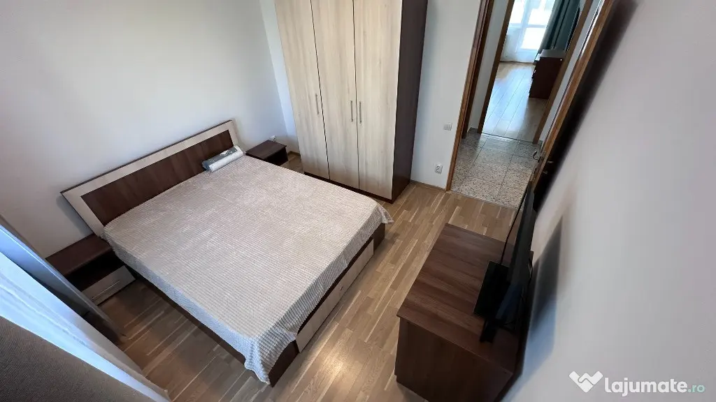 Închiriez ap 3 cam, 70 mp, 2 balcoane, dus walk-in, etaj 3, Dristor 2