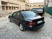 Mercedes C220 CDI W203 2002 • Automat • Trapă • Piele • Distribuție Schimbată 