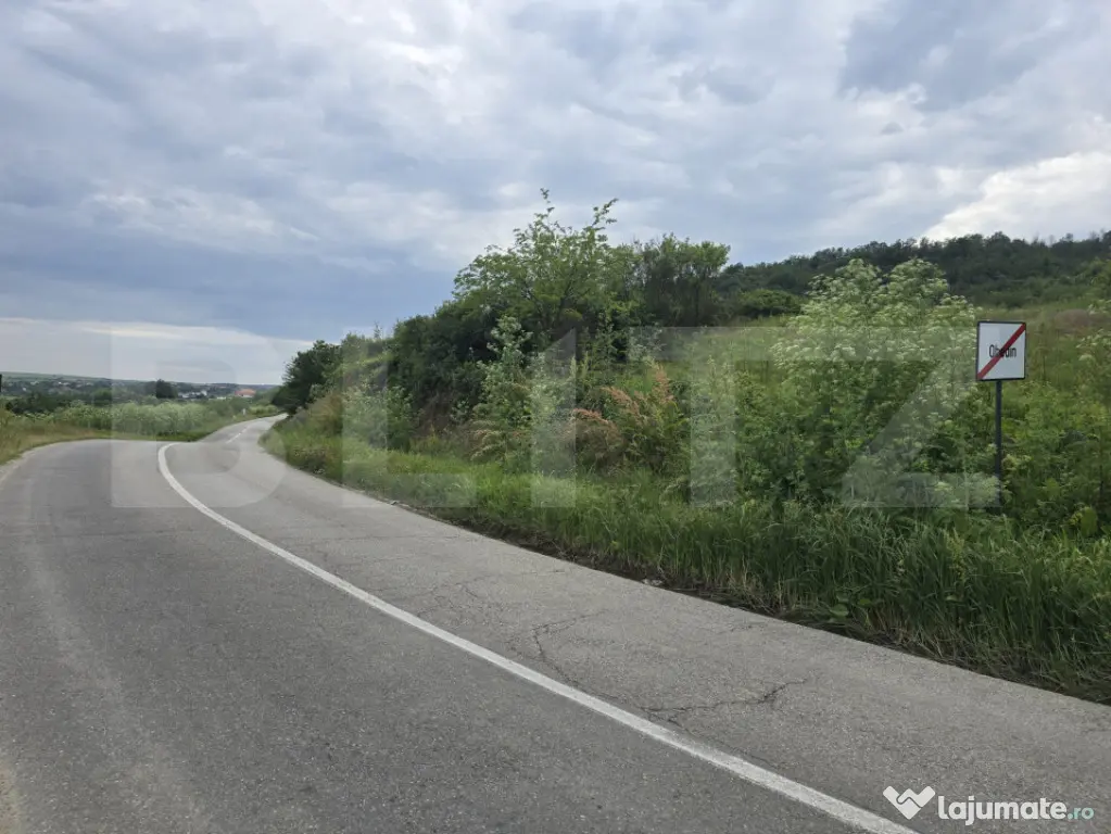 Teren intravilan 2372mp, 23 m deschidere, Breasta