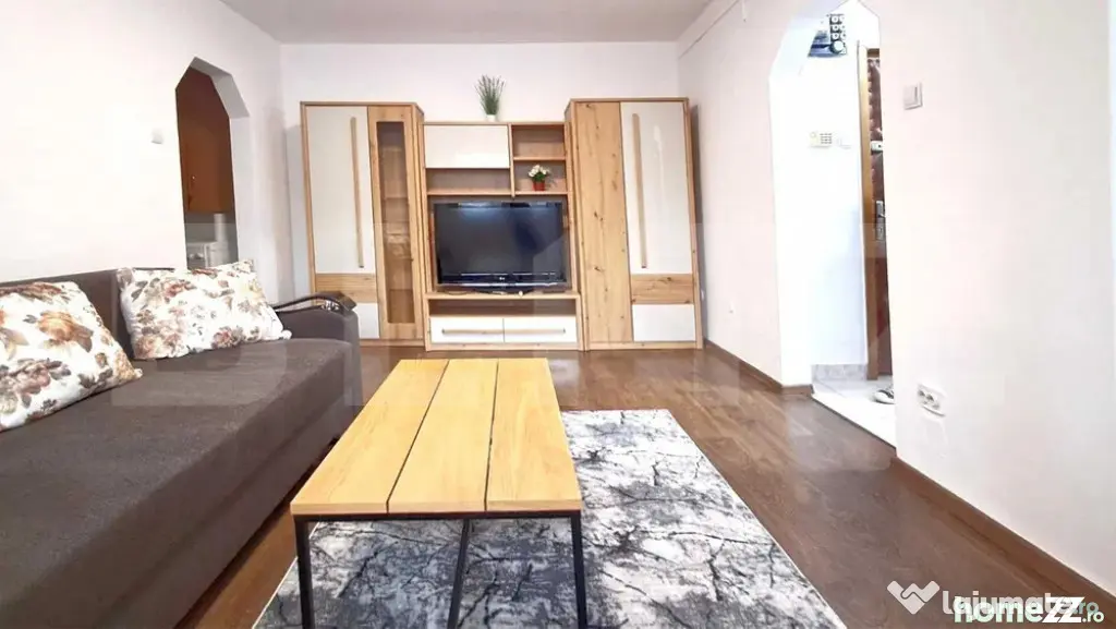 Apartament 2 camere, decomandat, 45mp, parcare, zona Big