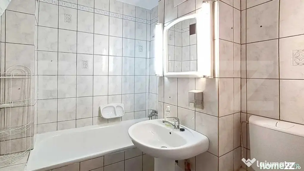 Apartament 2 camere, decomandat, 45mp, parcare, zona Big