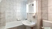 Apartament 2 camere, decomandat, 45mp, parcare, zona Big 