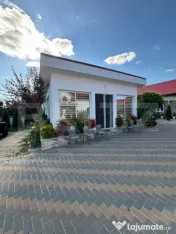 Casă 300 mp + Anexe, Foișor Sticlă și Teren 36 Ari | Hă 