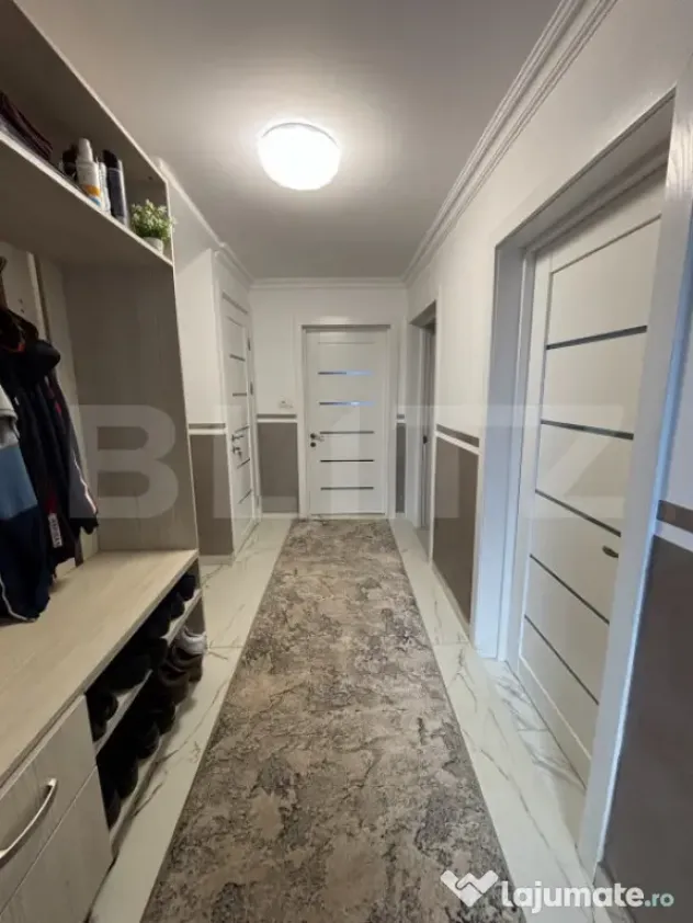 Casă 300 mp + Anexe, Foișor Sticlă și Teren 36 Ari | Hă