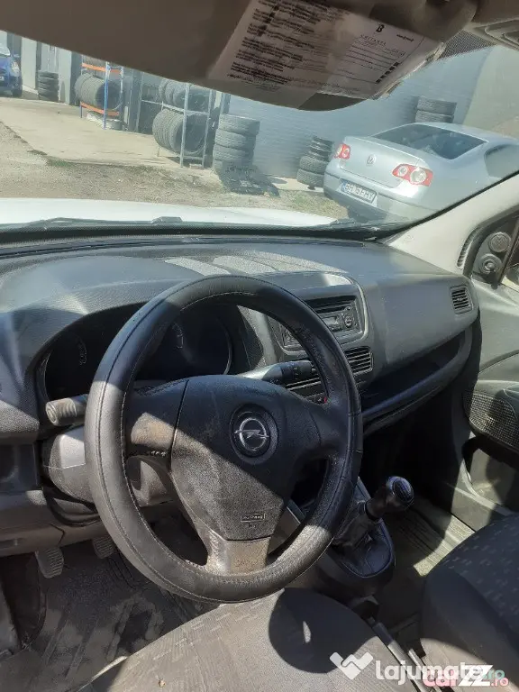 Opel combo d van an 2013