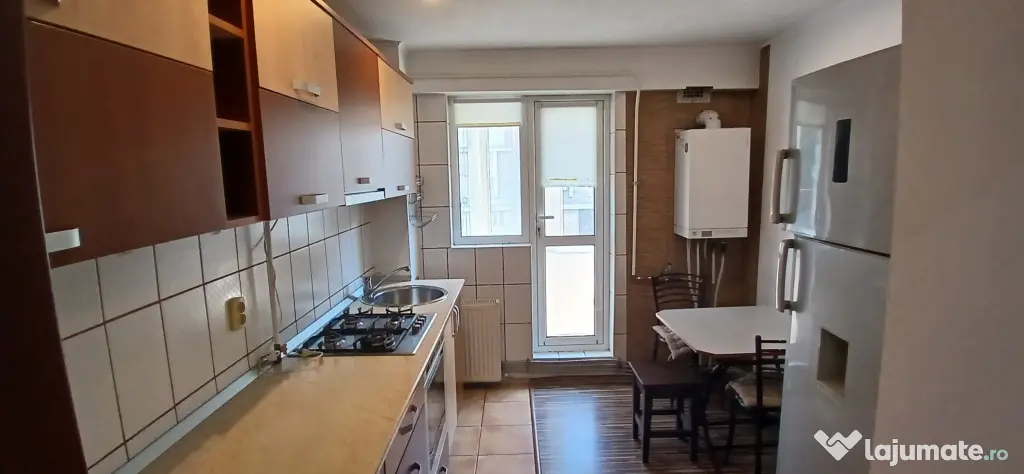 Inchiriere apartament 3 camere, zona NORDIC Suceava