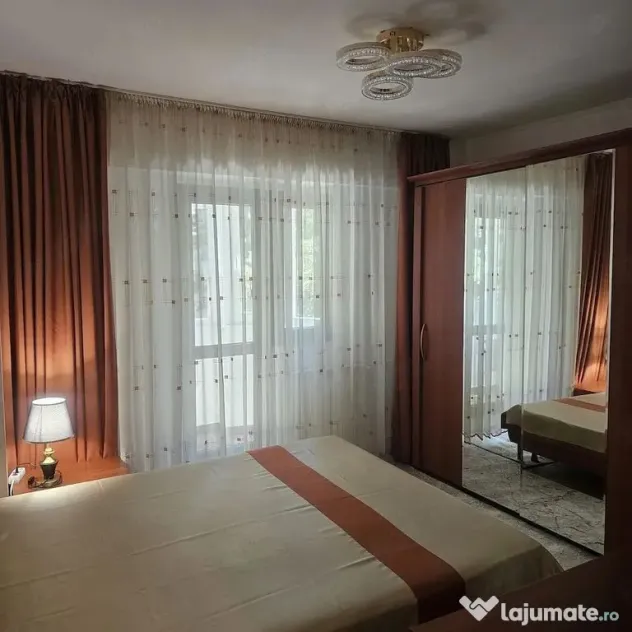 Apartament 2 camere de inchiriat | decomandat | zona Decebal