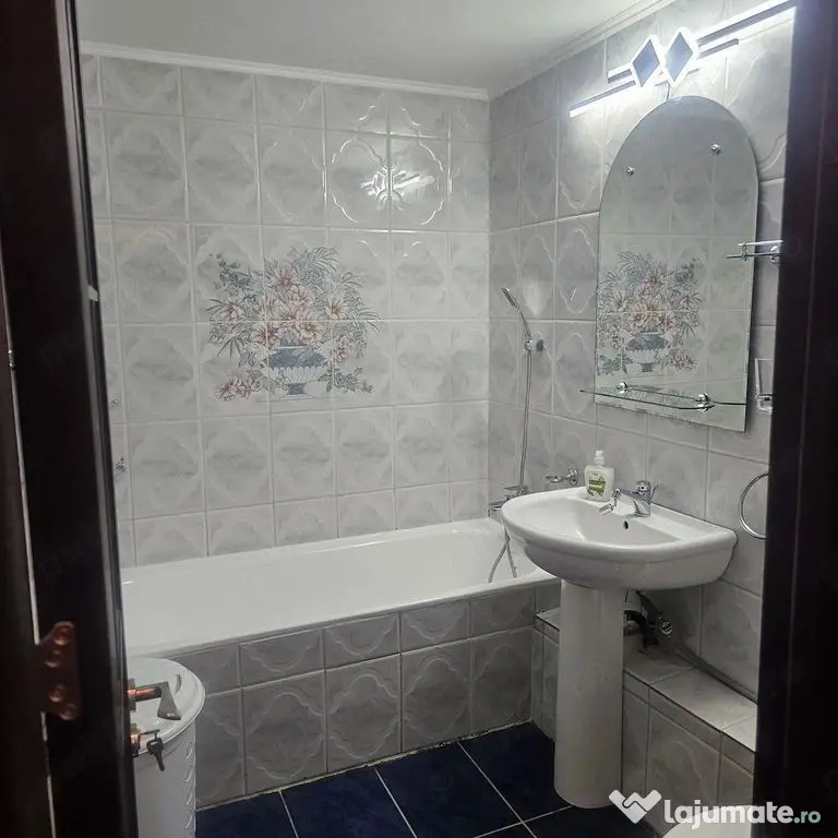 Apartament 2 camere de inchiriat | decomandat | zona Decebal
