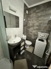 Garsonieră de închiriat în Bradet 