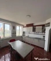 Apartament de inchiriat 4 dormitoare - Zona semicentrala - I