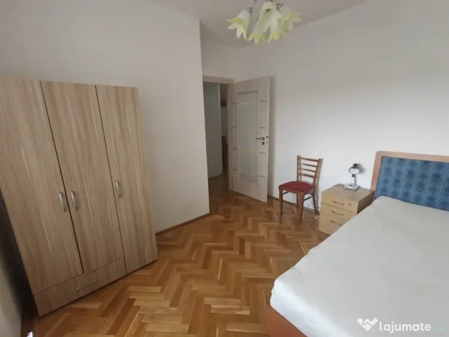 Dau in chirie apartament ultracentral in Oradea Centrul Civic