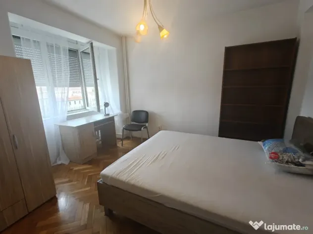 Dau in chirie apartament ultracentral in Oradea Centrul Civic