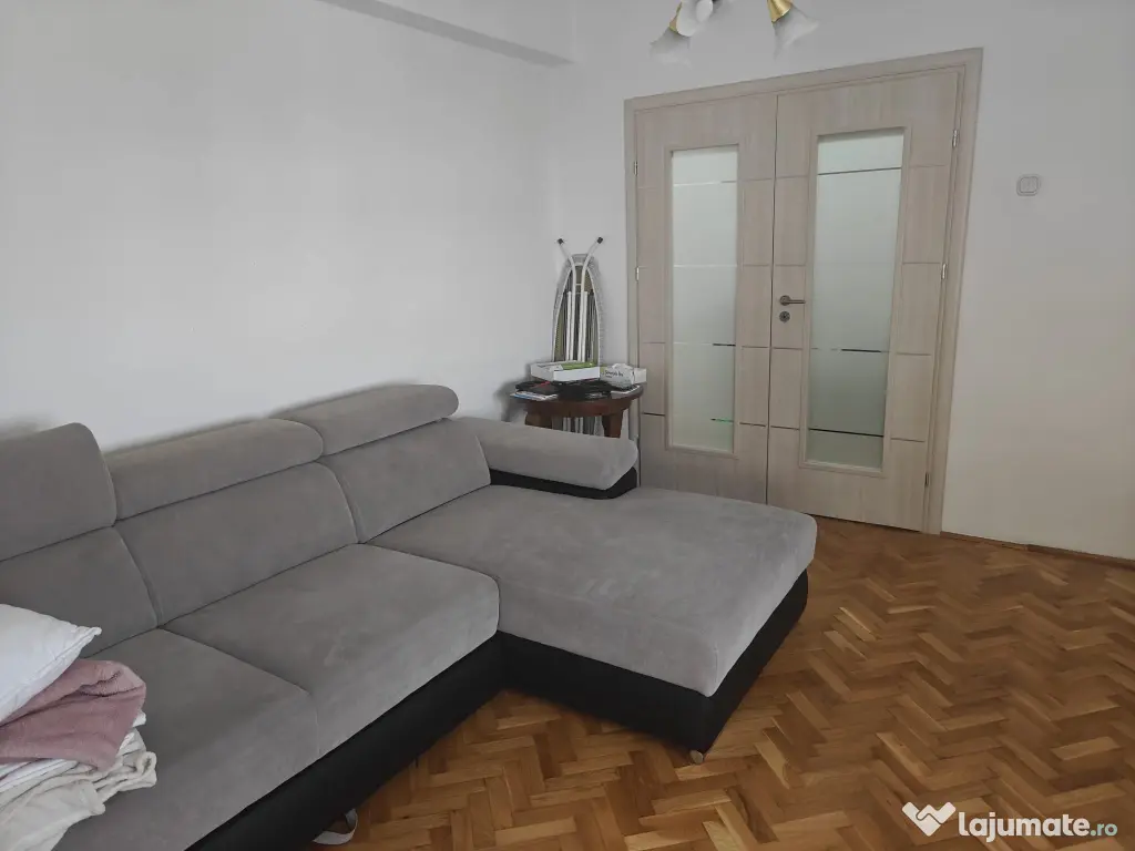 Dau in chirie apartament ultracentral in Oradea Centrul Civic