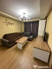 Apartament cu 4 camere de de închiriat Bd. Regele Mihai 1 