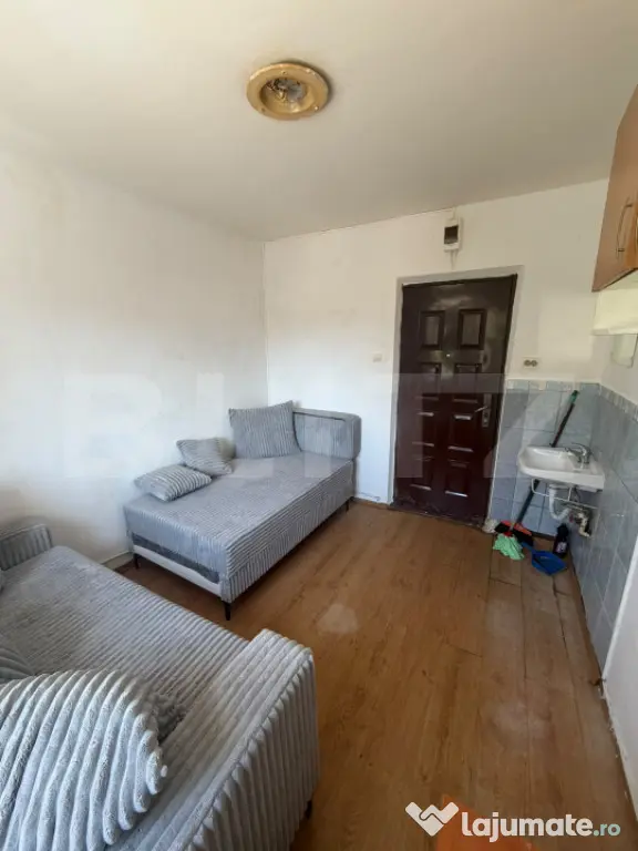 Cameră de cămin de închiriat în zonă liniștită | Astr