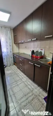 Apartament 2 camere – Craiovița, ideal pentru locuință 