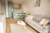 Închiriere apartament 3 camere Oneștilor cu loc de parcare 