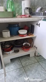 Set mobilă de bucătărie și accesorii 