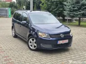 VW Touran 2011 1.6 TDI 105 CP euro 5 / RAR efectuat / RATE fara avans