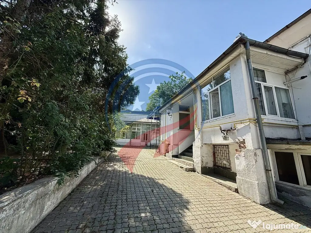 Cladiri birouri/Teren 1302 mp/ultracentral/Craiova