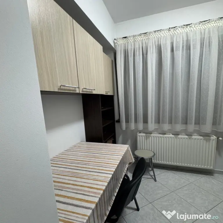 Proprietar,închiriez apartament 1 camera Iași,central,Palas Laz