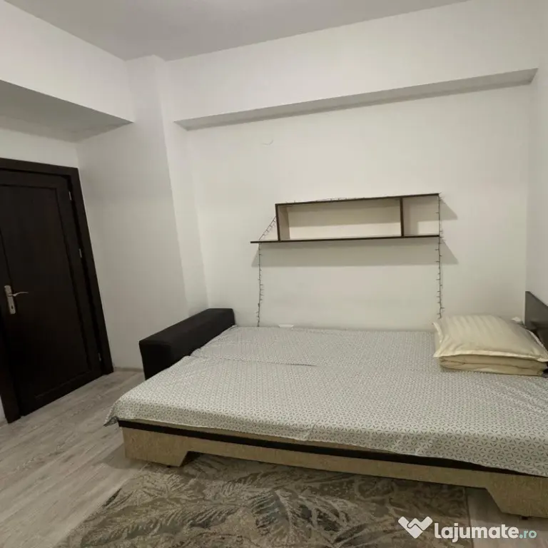 Proprietar,închiriez apartament 1 camera Iași,central,Palas Laz