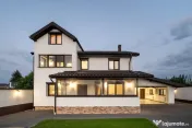 Casă premium de vânzare în Adunații Copăceni – 326 mp