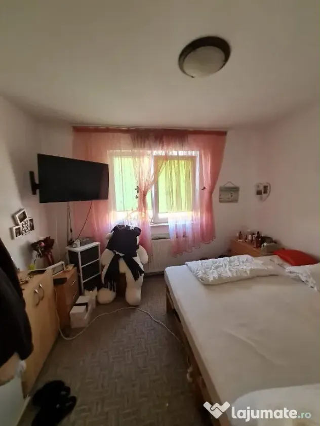 Apartament de 3 camere zona ASTRA,str Barbu Lautaru,
