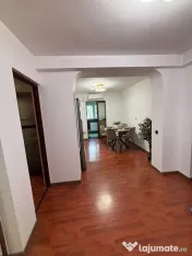 APARTAMENT 4 CAMERE DECOMANDAT 