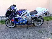 SUZUKI GSXR 600 ! ca NOU 