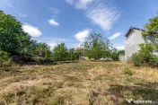 Casă de închiriat cu 4 camere în Pârneava – mobilat...