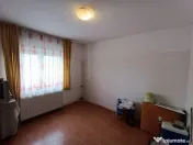 Apartament 3 camere, decomandat, langa Mall Vitan