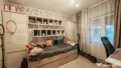 Apartament cu 3 camere, tip RB, 50.85 mp renovat 