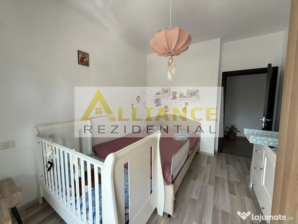 APARTAMENT 2 CAMERE DE VÂNZARE - STRADA BIRUINȚEI