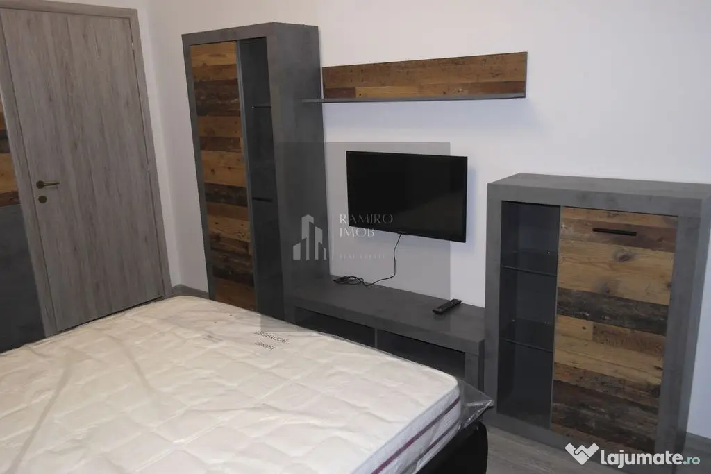 2 camere decomandat/Cartier Solar/ 64 mp/parcare subterana