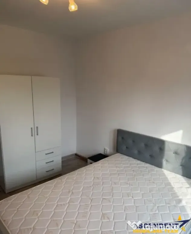Apartament trei camere,Tractorul, Brasov