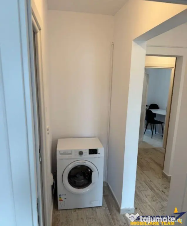 Apartament trei camere,Tractorul, Brasov