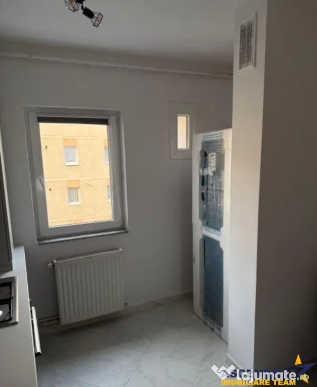 Apartament trei camere,Tractorul, Brasov
