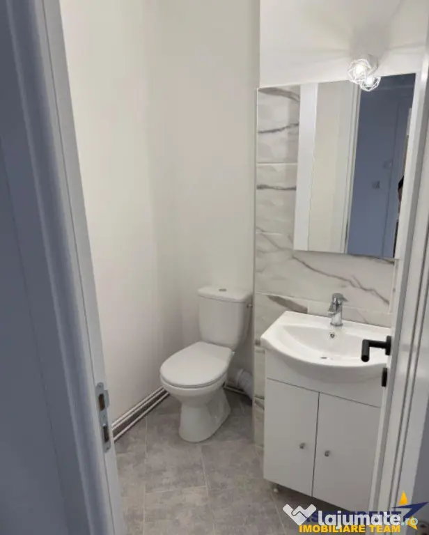 Apartament trei camere,Tractorul, Brasov